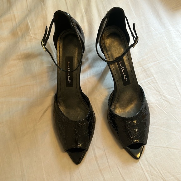 LILU patent leather sandals - Picture 1 of 6